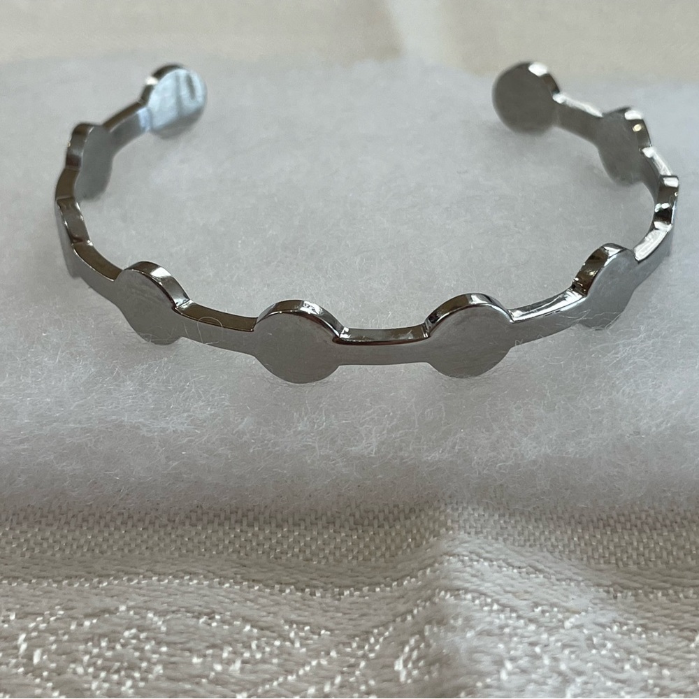 Minimalist Stainless Steel Open Cuff Bracelet – Geometric Dot Design